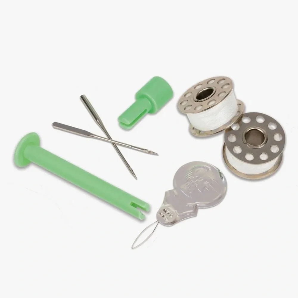 Singer Stitch Sew Quick + Portable Sewing Machine, battery operated, NEW in Box - Picture 8 of 11